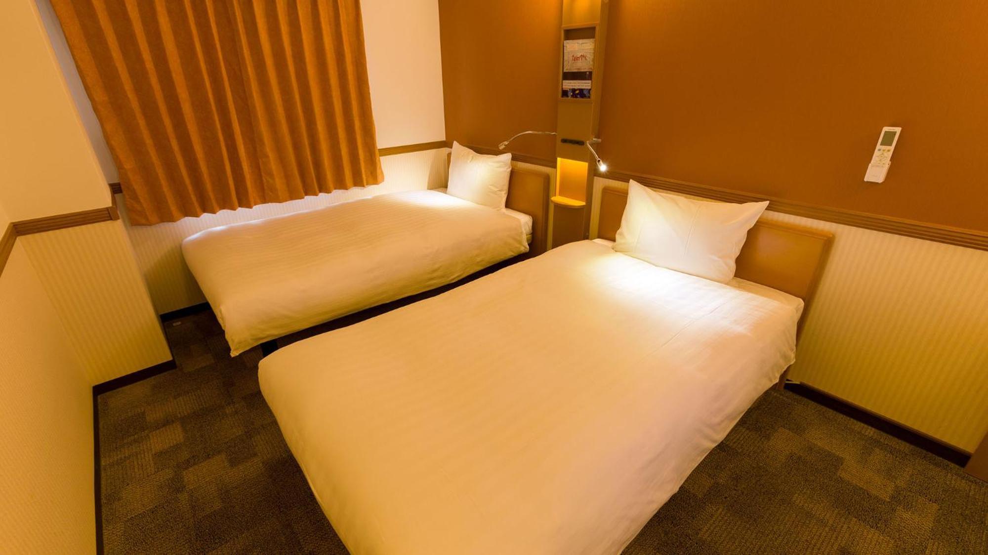Toyoko Inn Yokohama Sakuragicho Pokoj fotografie