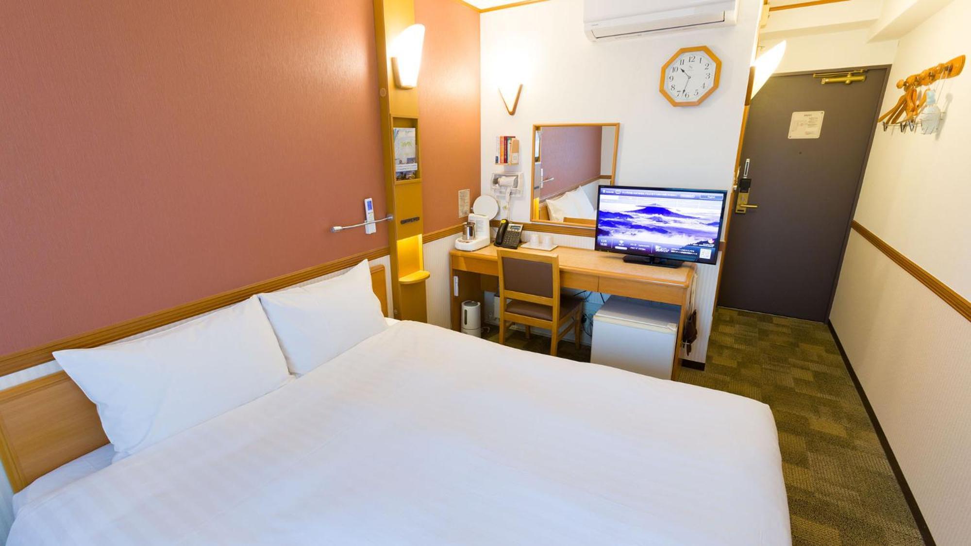 Toyoko Inn Yokohama Sakuragicho Pokoj fotografie