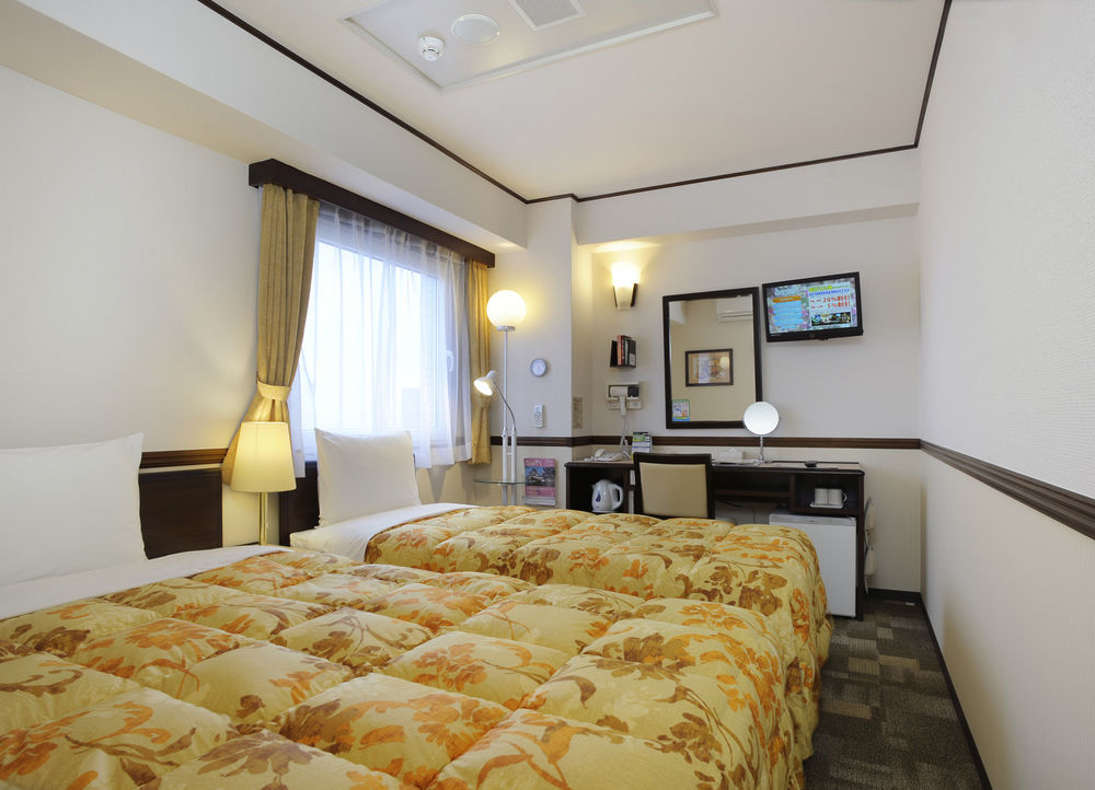 Toyoko Inn Yokohama Sakuragicho Exteriér fotografie